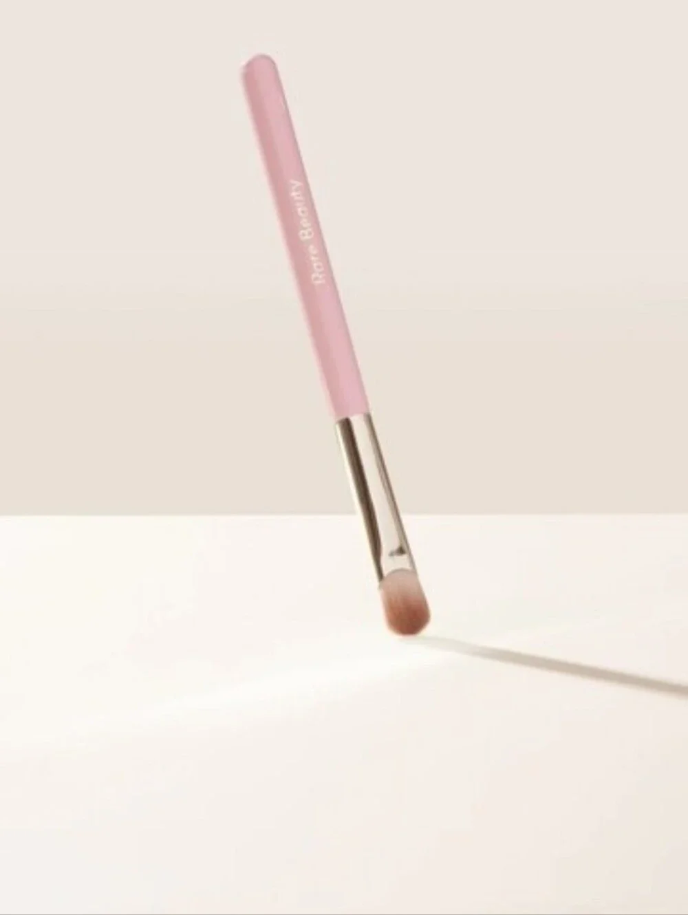 Rare Beauty Liquid Touch Brush NWT!